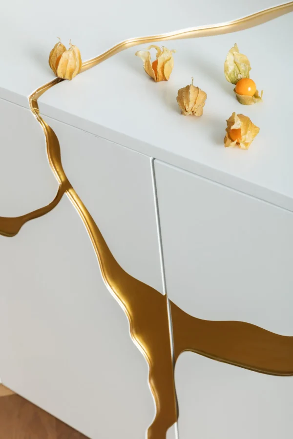 Credenza Oro Bianco Cracked 165x80cm - KARE