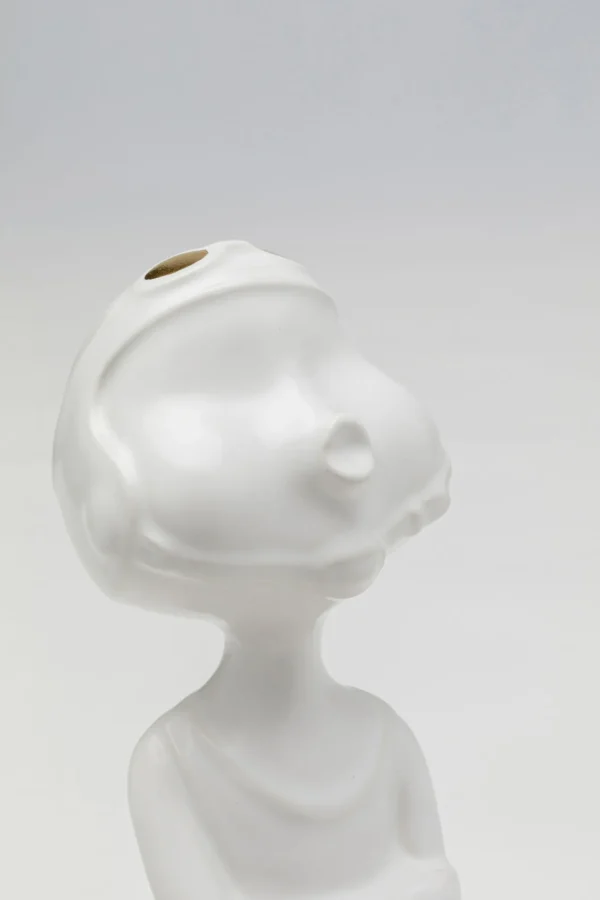Figura decorativa Ball Girl bianco 29cm - KARE