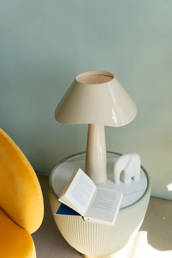 Lampada da tavolo Cloudy rotonda ecrú 49cm - KARE