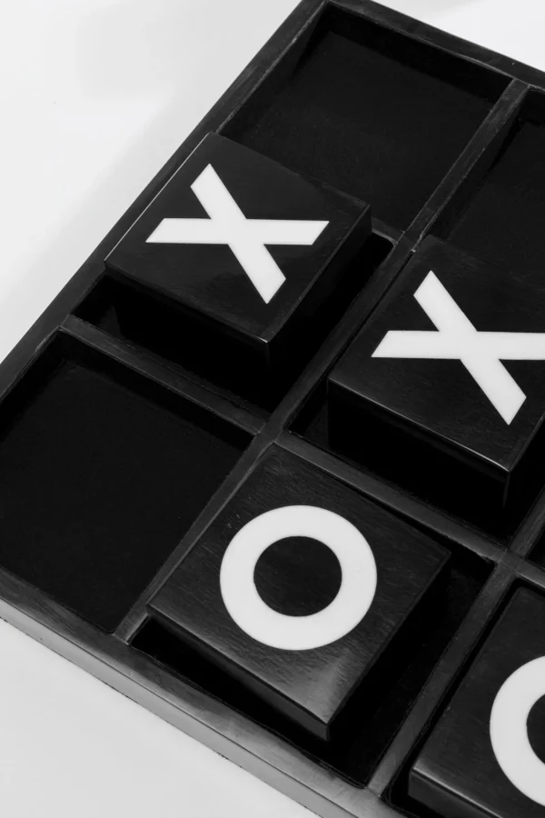 Oggetto decorativo Tic Tac Toe nero/bianco - KARE