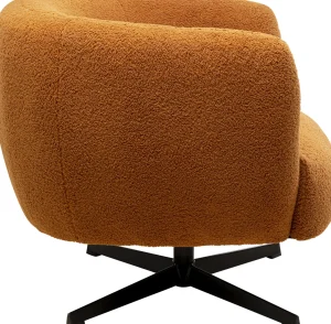Poltrona girevole Peony Fuzzy marrone - KARE