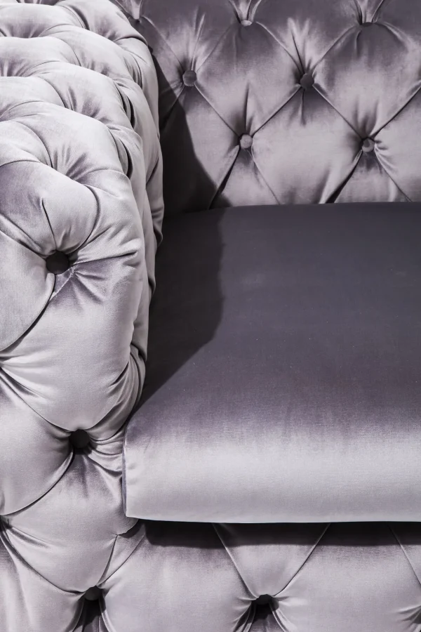 Poltrona velluto "My Desire" stile Chesterfield grigio argento - KARE