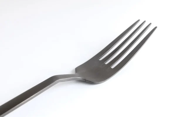 POSATE GLORIA NERO (16 PZ) - KARE