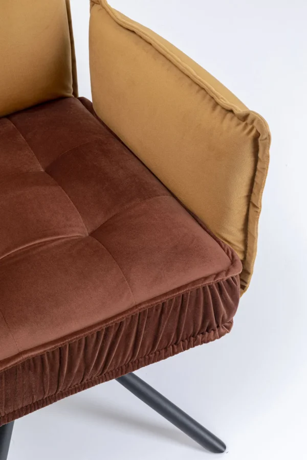 Sedia con braccioli Chelsea marrone - KARE