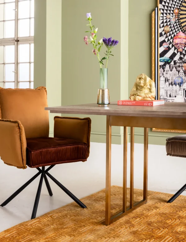 Sedia con braccioli Chelsea marrone - KARE