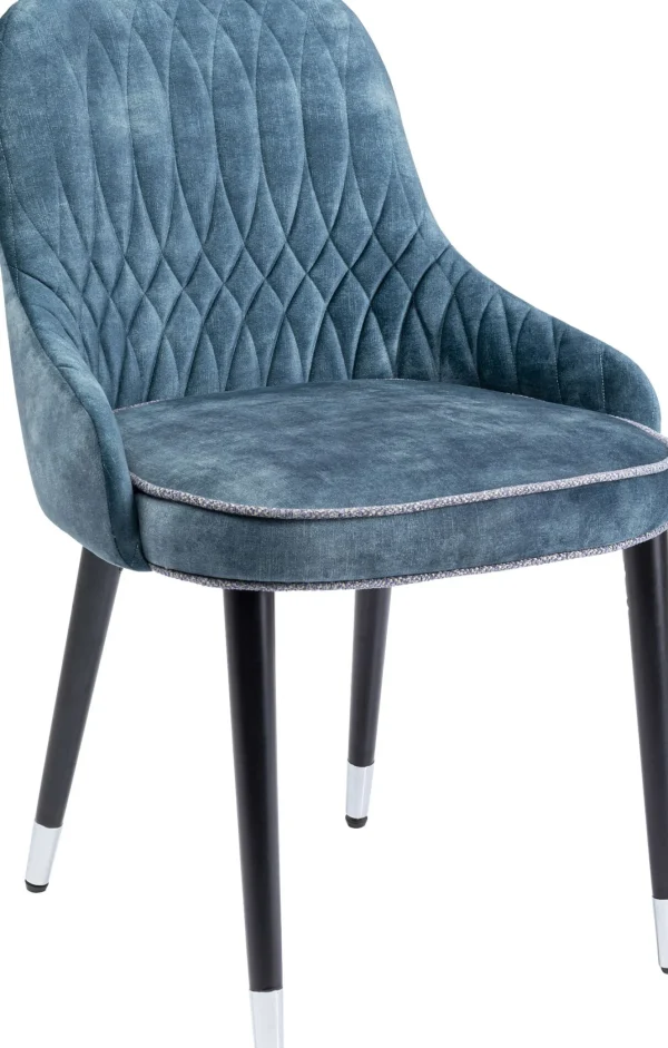 Sedia imbottita "Catania" in velluto blu trapuntata con gambe in legno massello - KARE