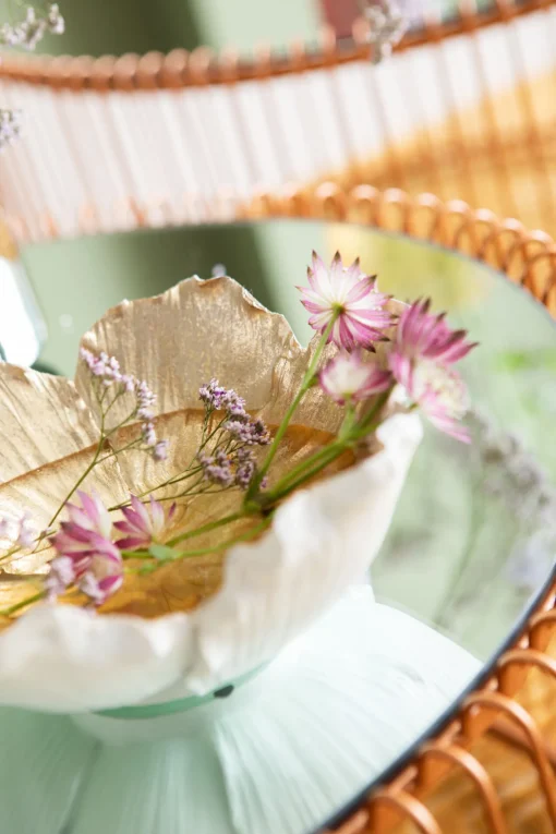 KARE Design Ciotola decorativa Flower Bloom crema-oro Ø20cm - KARE> Piatti