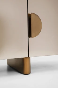 KARE Design Comò basso Lunar 180x55cm - KARE></noscript> Credenze E Madie