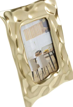 KARE Design Cornice Jade Square oro 21x26cm - KARE></noscript> Portafoto