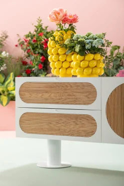 KARE Design Credenza Atomic Bianco 183x76cm - KARE></noscript> Credenze E Madie