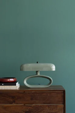 KARE Design Lampada da tavolo Suki verde salvia 26cm - KARE></noscript> Lampade Da Tavolo