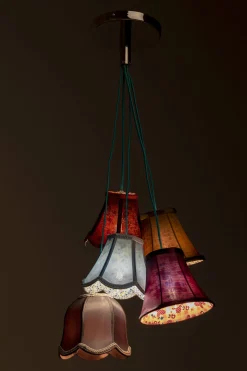 KARE Design Lampadario Pendente  "Saloon Flowers 5" paralumi - KARE></noscript> Lampadari E Lampade A Sospensione