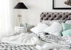 KARE Design Letto Desire 180x200cm Velluto Grigio Argento - KARE></noscript> Letti