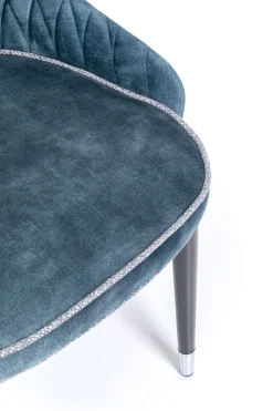 KARE Design Sedia imbottita "Catania" in velluto blu trapuntata con gambe in legno massello - KARE></noscript> Sedie